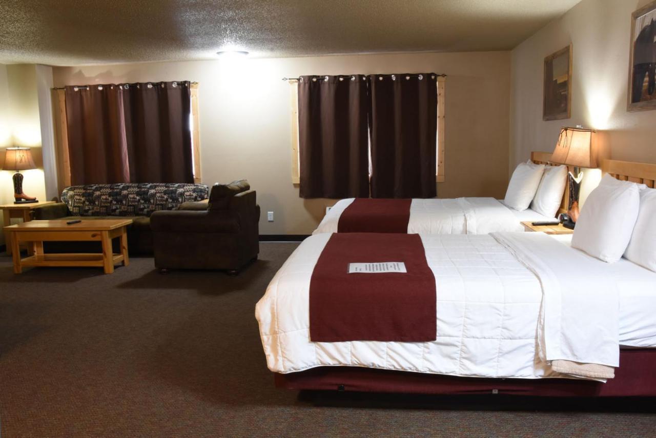 Woodside Dells Hotel & Suites Wisconsin Dells Exterior foto
