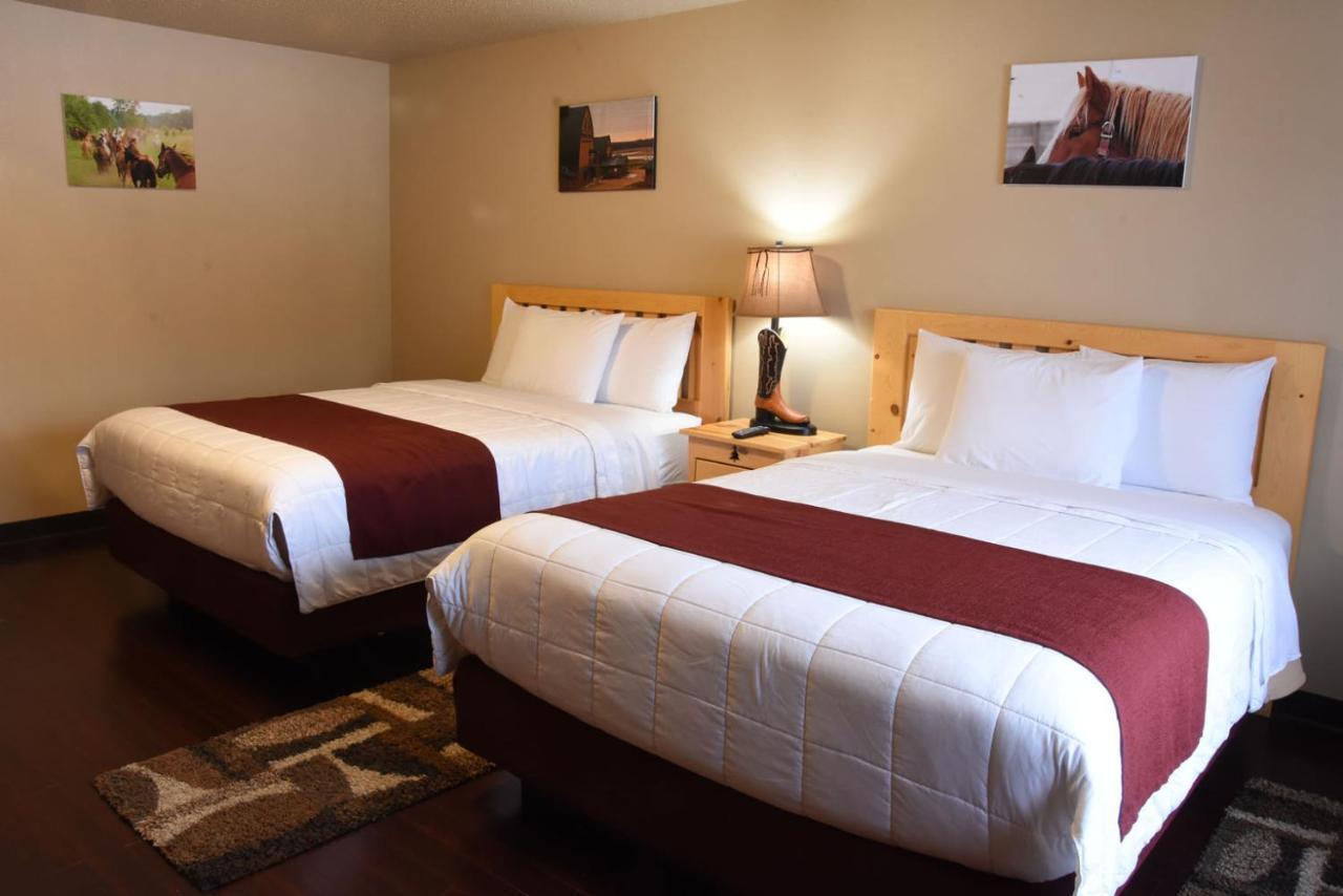 Woodside Dells Hotel & Suites Wisconsin Dells Exterior foto